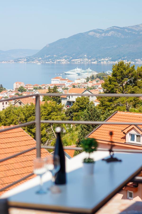Apartmani Petar Tivat Exterior foto